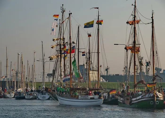 Ferienhaus Nordseebrise Sonnenterrasse, Zentral Und Ruhig 霍鲁梅尔希尔